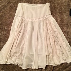 Feminine and Unusual Skirt - Baranda Petite